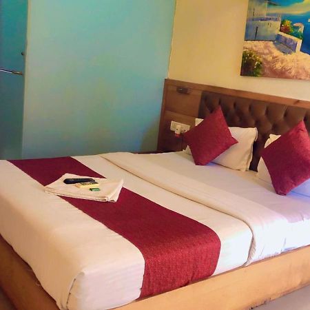 Hotel Grandeur-Near Mumbai International Airport Zewnętrze zdjęcie