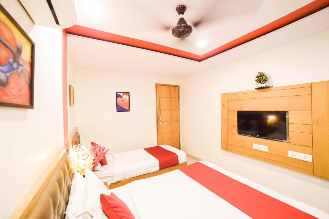 Hotel Grandeur-Near Mumbai International Airport Zewnętrze zdjęcie