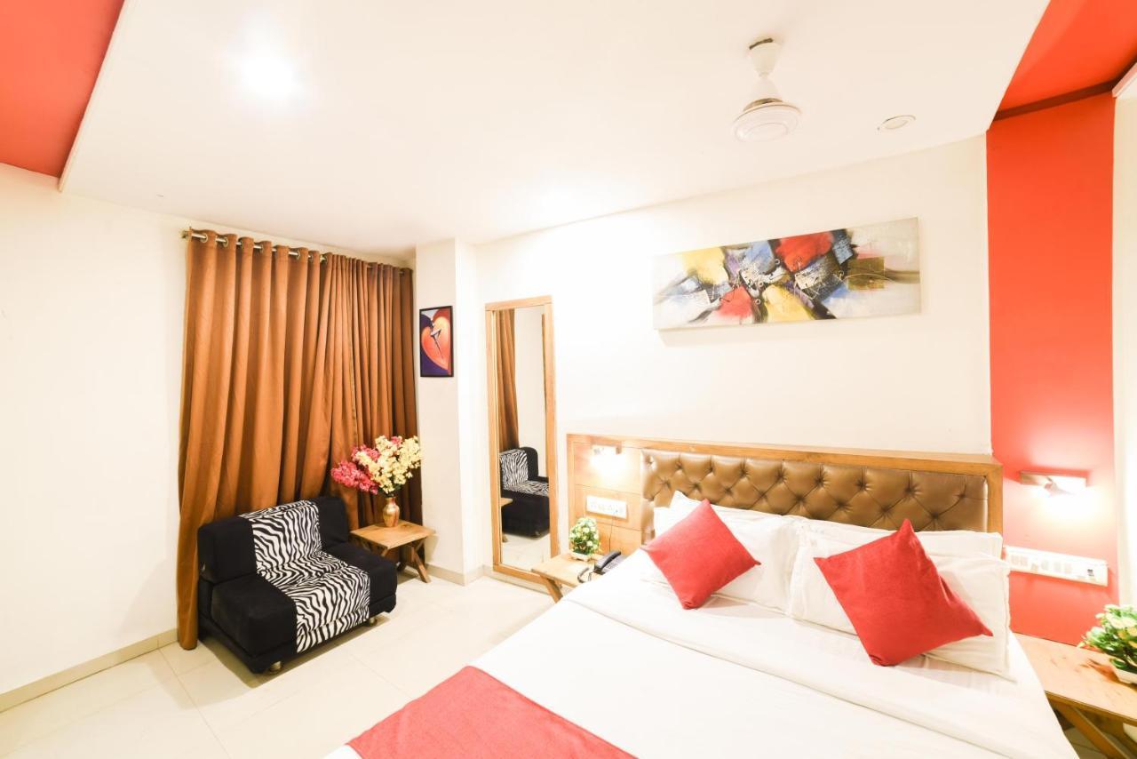 Hotel Grandeur-Near Mumbai International Airport Zewnętrze zdjęcie
