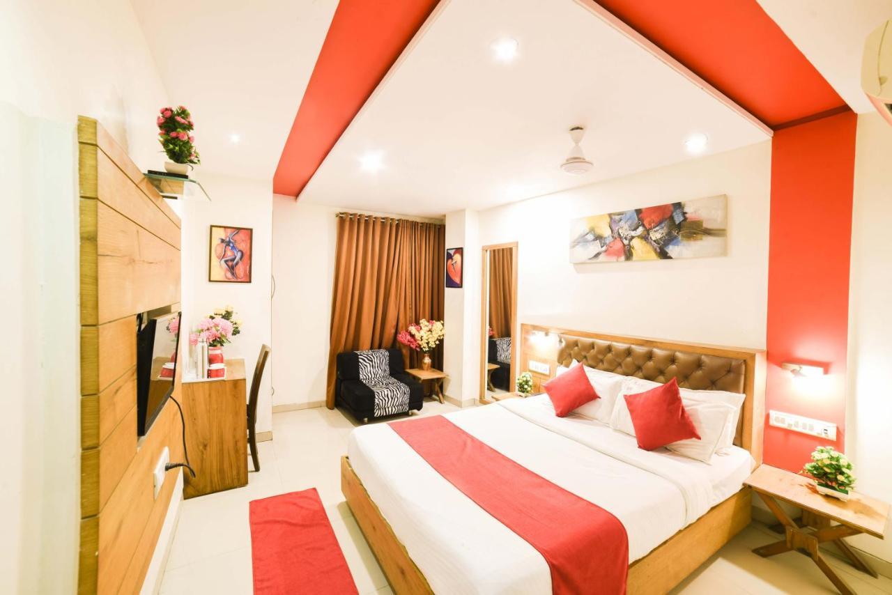 Hotel Grandeur-Near Mumbai International Airport Zewnętrze zdjęcie