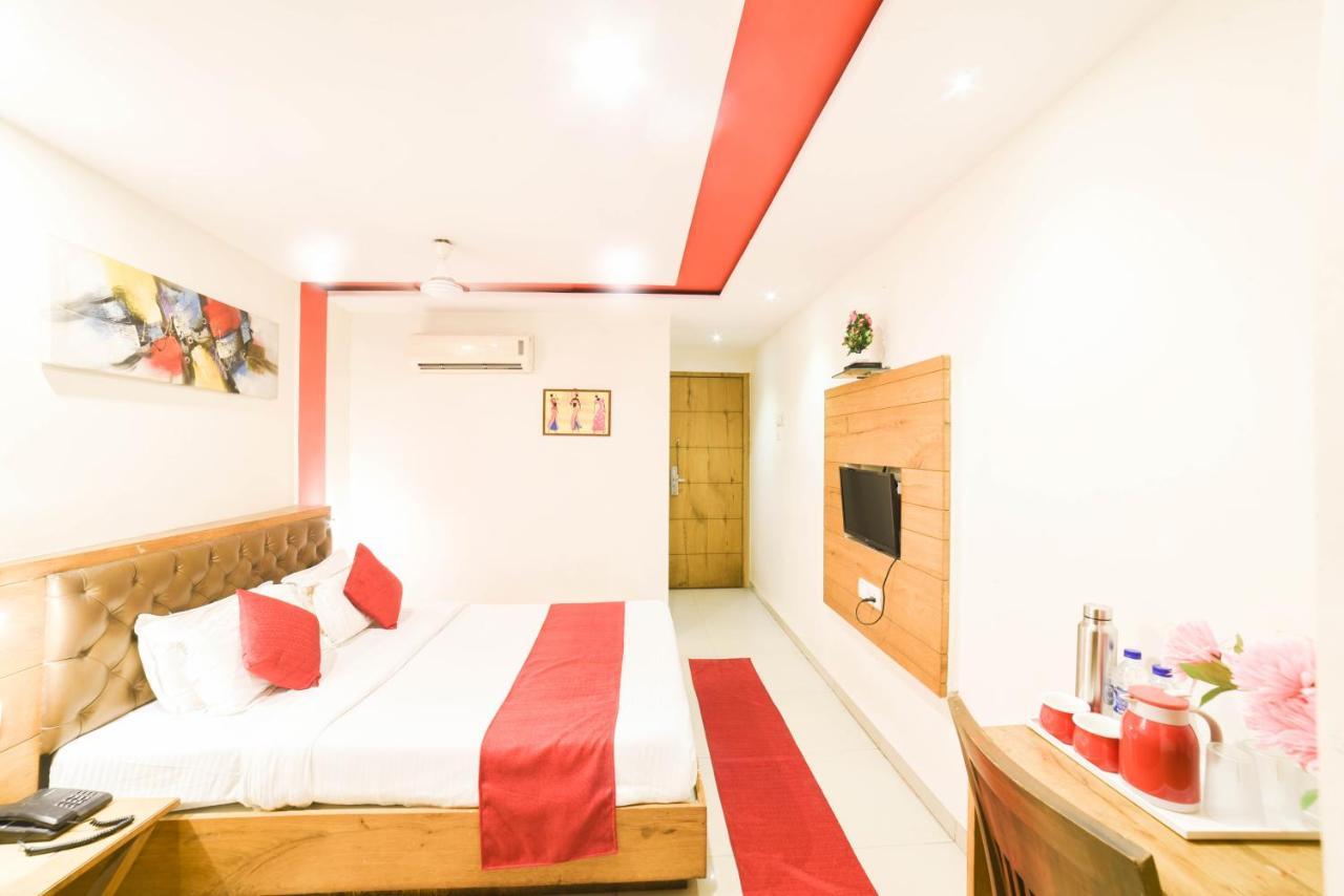 Hotel Grandeur-Near Mumbai International Airport Zewnętrze zdjęcie