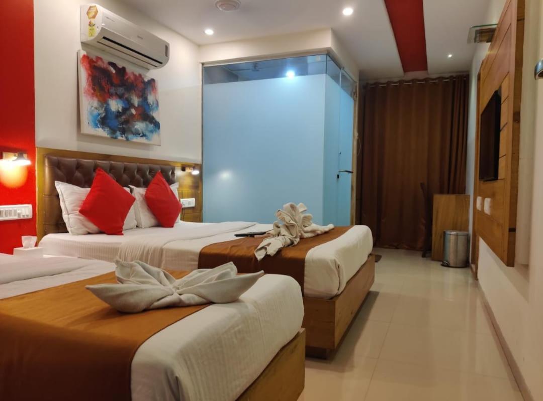 Hotel Grandeur-Near Mumbai International Airport Zewnętrze zdjęcie