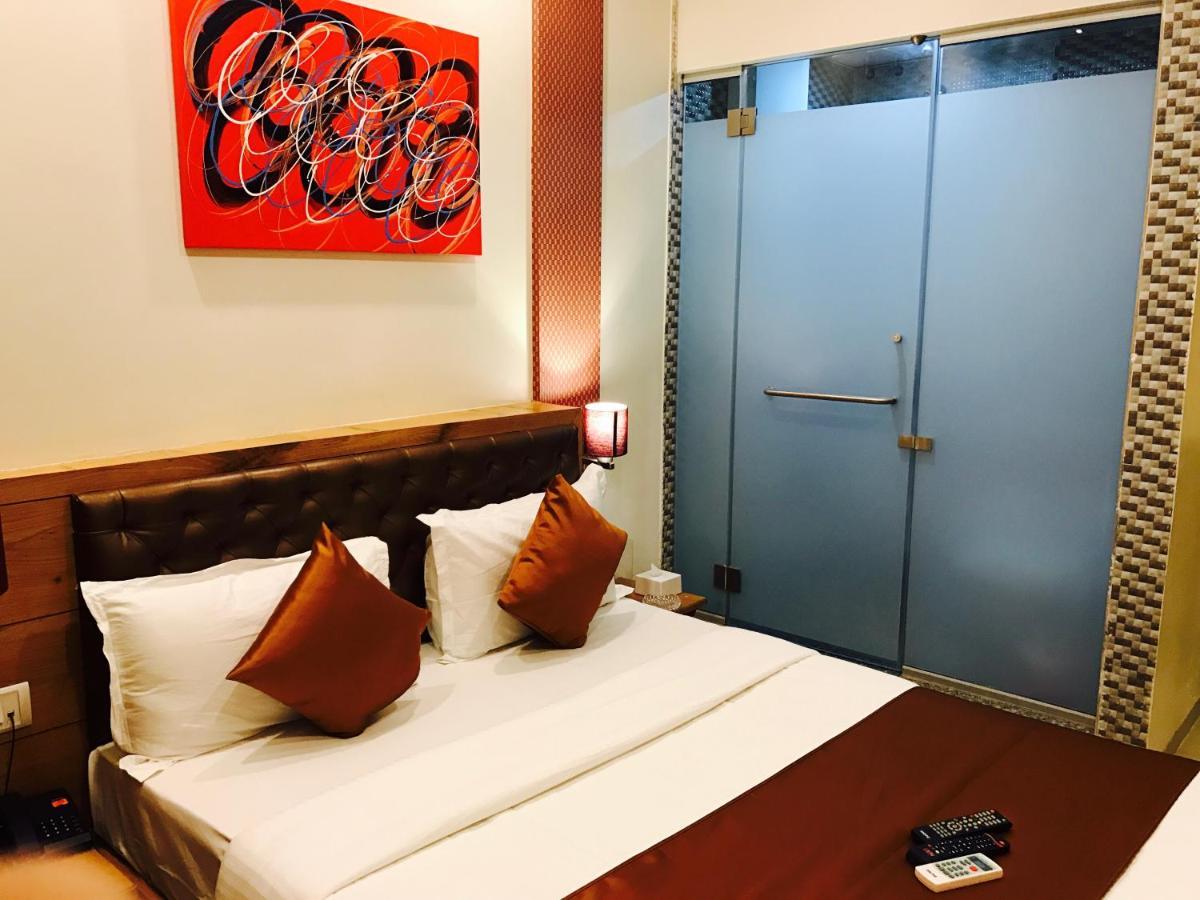 Hotel Grandeur-Near Mumbai International Airport Zewnętrze zdjęcie