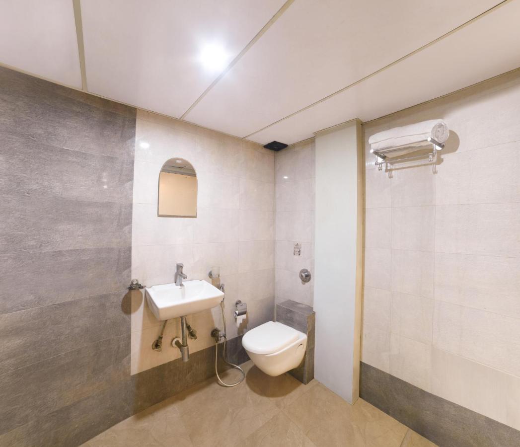 Hotel Grandeur-Near Mumbai International Airport Zewnętrze zdjęcie